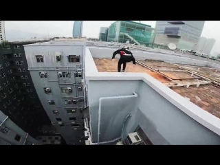 thrilling and scary parkour stunts